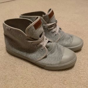 Heather Grey Bangs Hightop Shoes size 9 women’s